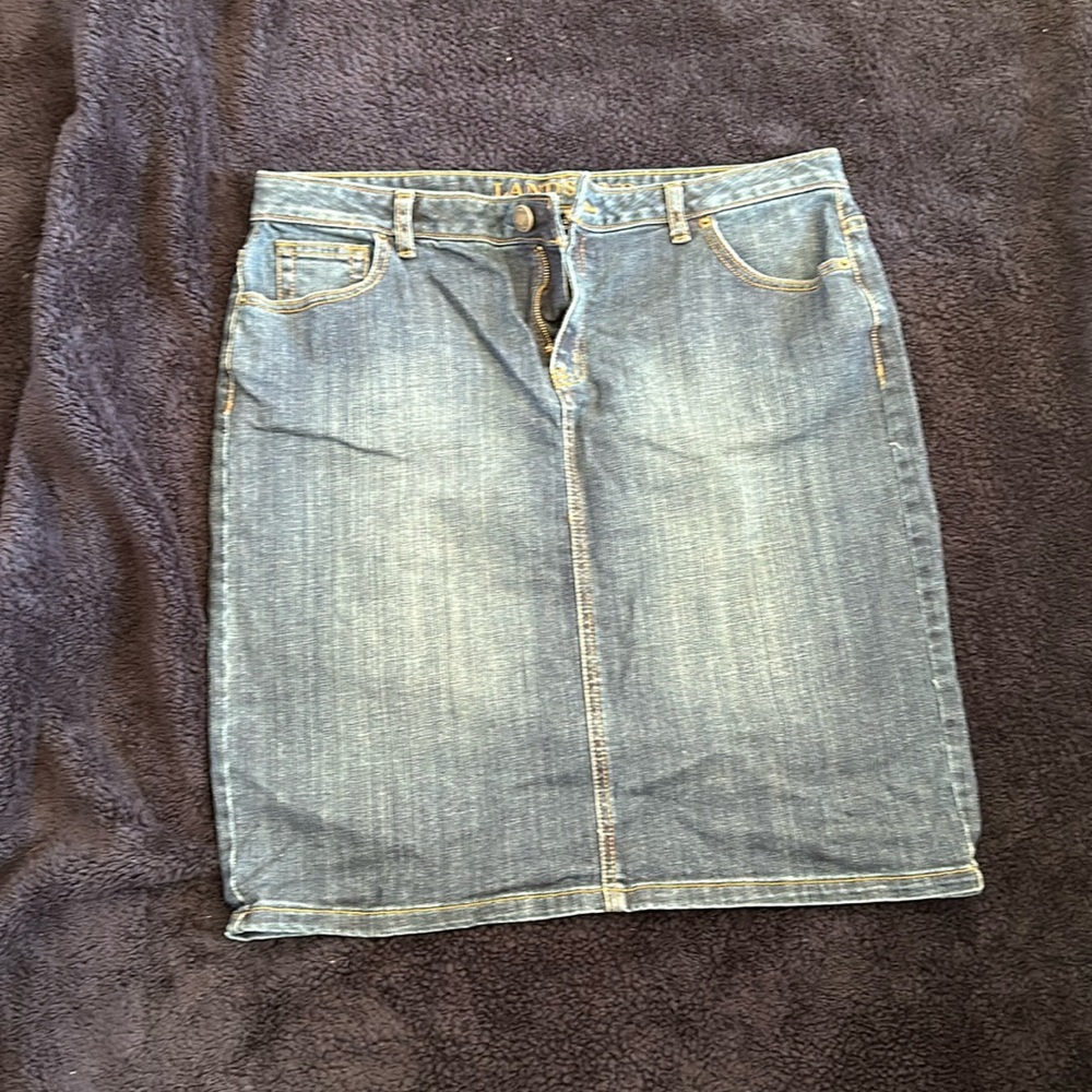 Land’s End denim skirt.